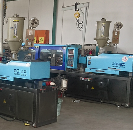 Plastique Injection Moulders